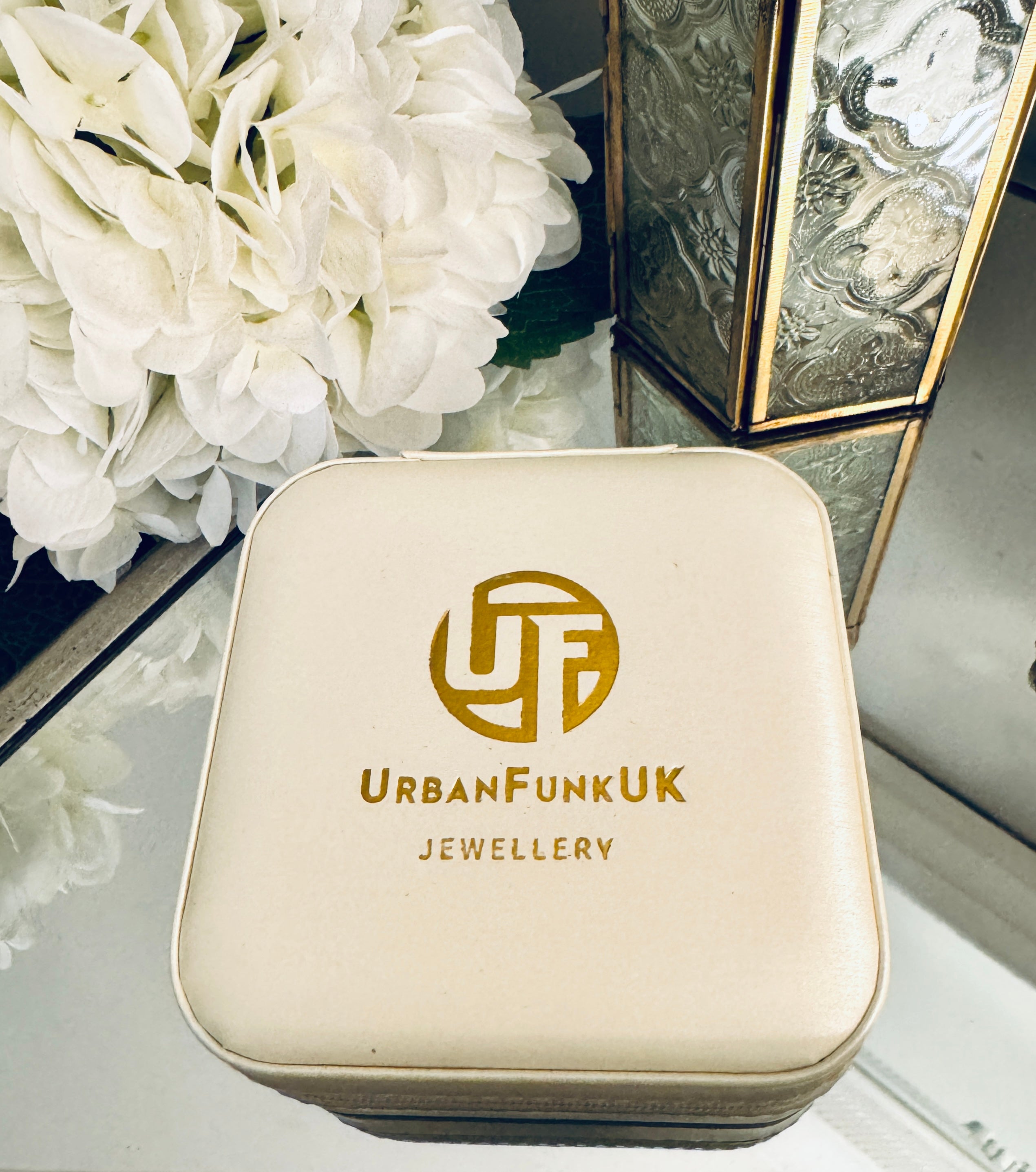 UrbanFunkUK Travel Jewellery Box UrbanFunkUK