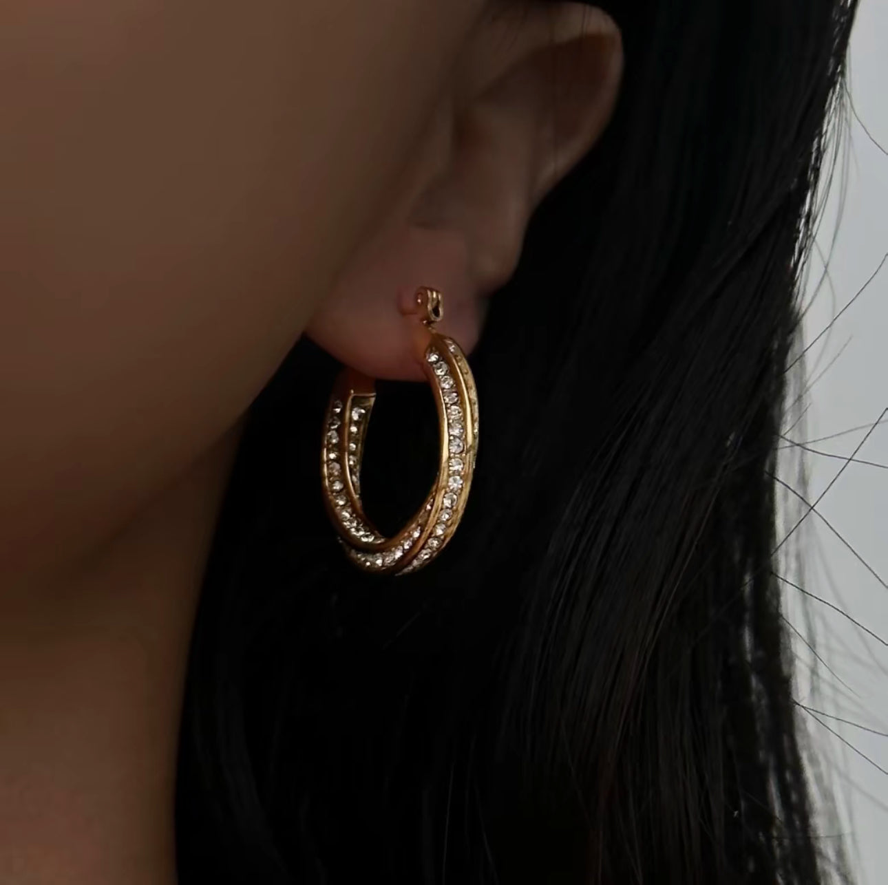 Maya Twist Hoops Zirconia Earrings Gold Non Tarnish Unbranded