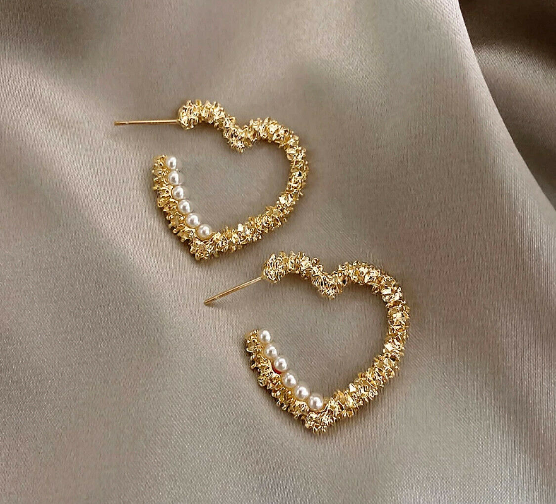 Womens Gold Plated Heart Pearl Earrings Diamante Sparkly Fashion Jewellery Unbranded
